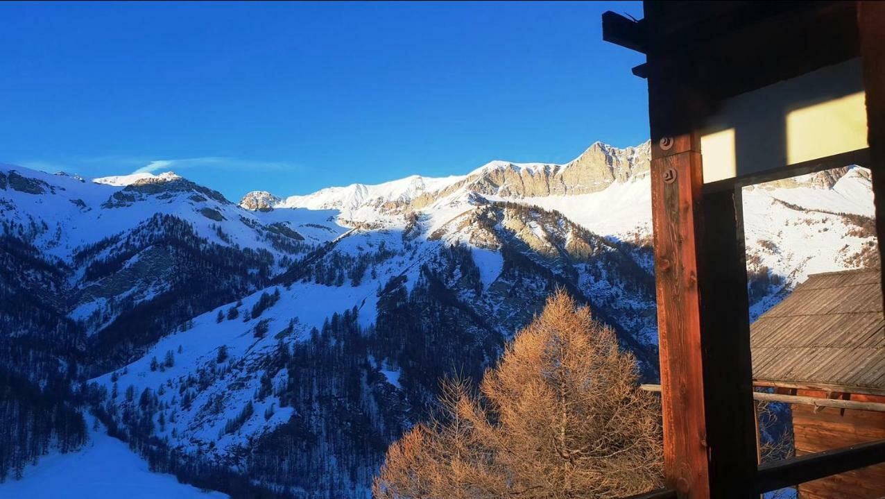 特拉斯大酒店 Saint-Vérand 外观 照片